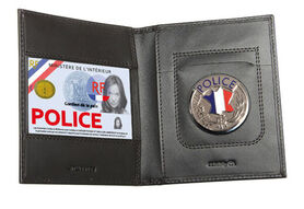 Porte carte police nouvelle taille